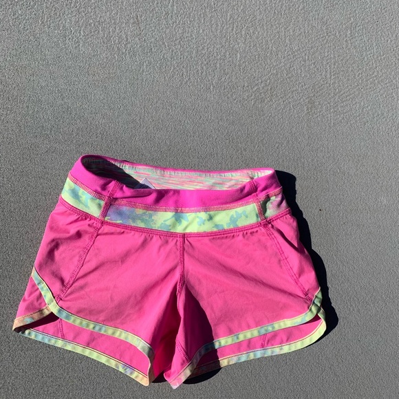 Hot pink and yellow Ivvivia Speedy shorts - Picture 2 of 3